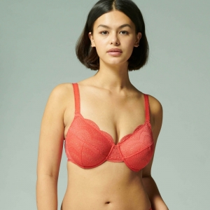 KARMA 334/ROUGE FOLIE