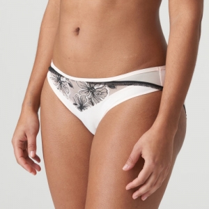NOORAH BNB BLACK&BLUSH