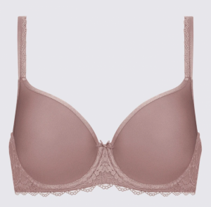 AMOROUS 426