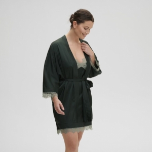 SATIN SECRETS 658/VERT KOLSAI