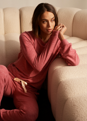 SOFT VIBE 241/DARK ROSE