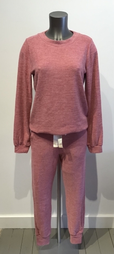 SOFT VIBE 241/DARK ROSE