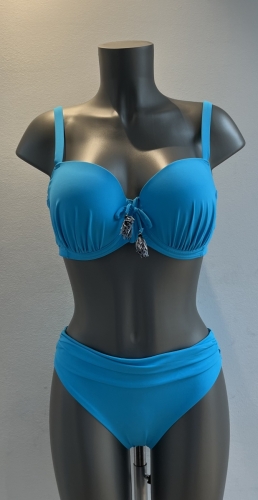  AQUA