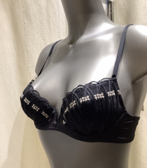 CLEOPATRE 010/BLACK